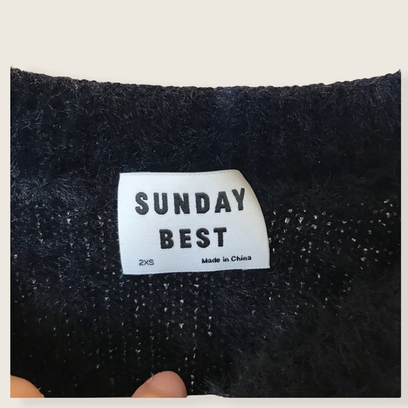 Aritzia Sunday Best Black Cozy Fuzzy Knit Fall/Winter/Spring Kitten Crop Sweater - Picture 9 of 13